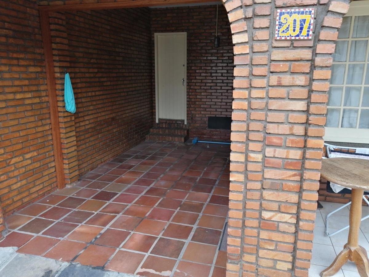 Coqueiros Hostel Florianopolis Exterior photo